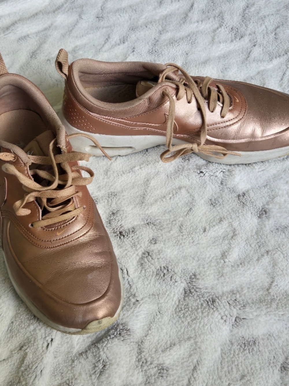 Women's Nike Air Max Rose Gold - Size 10